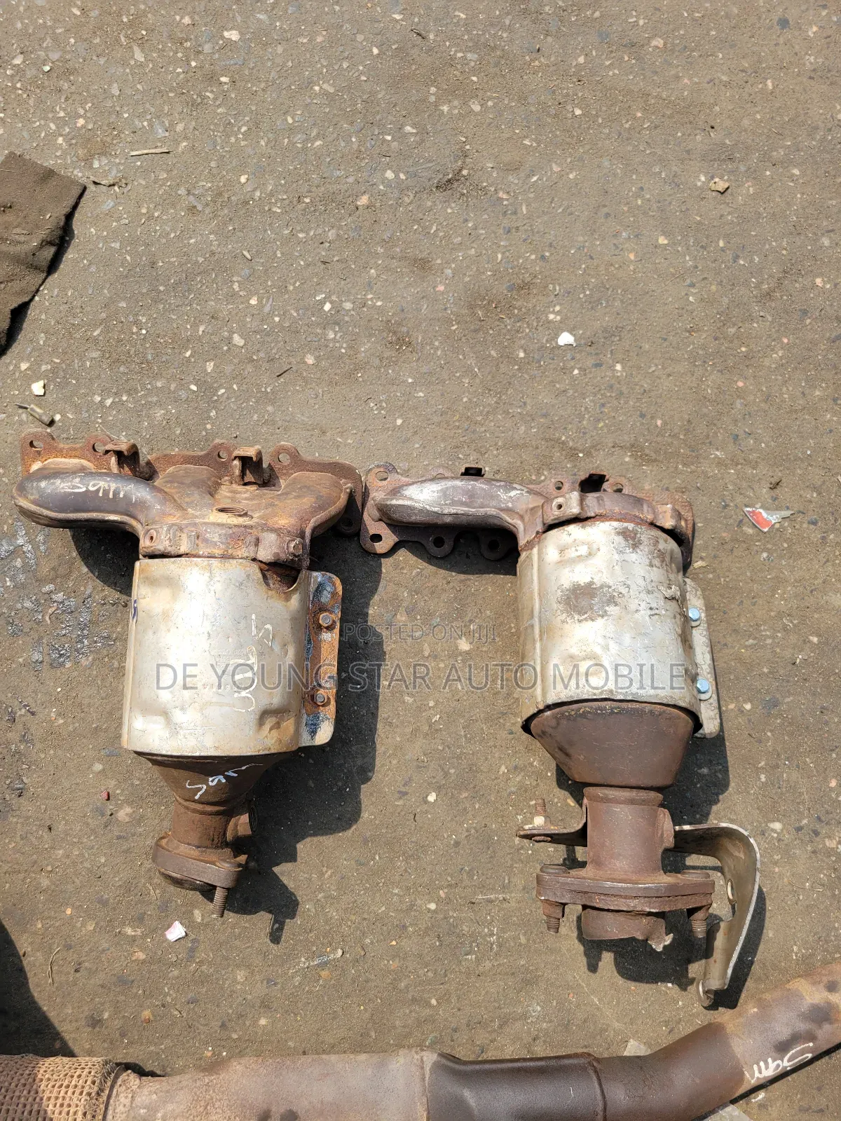 Two Engine Catalysts for Ford Explorer 2012 Model
