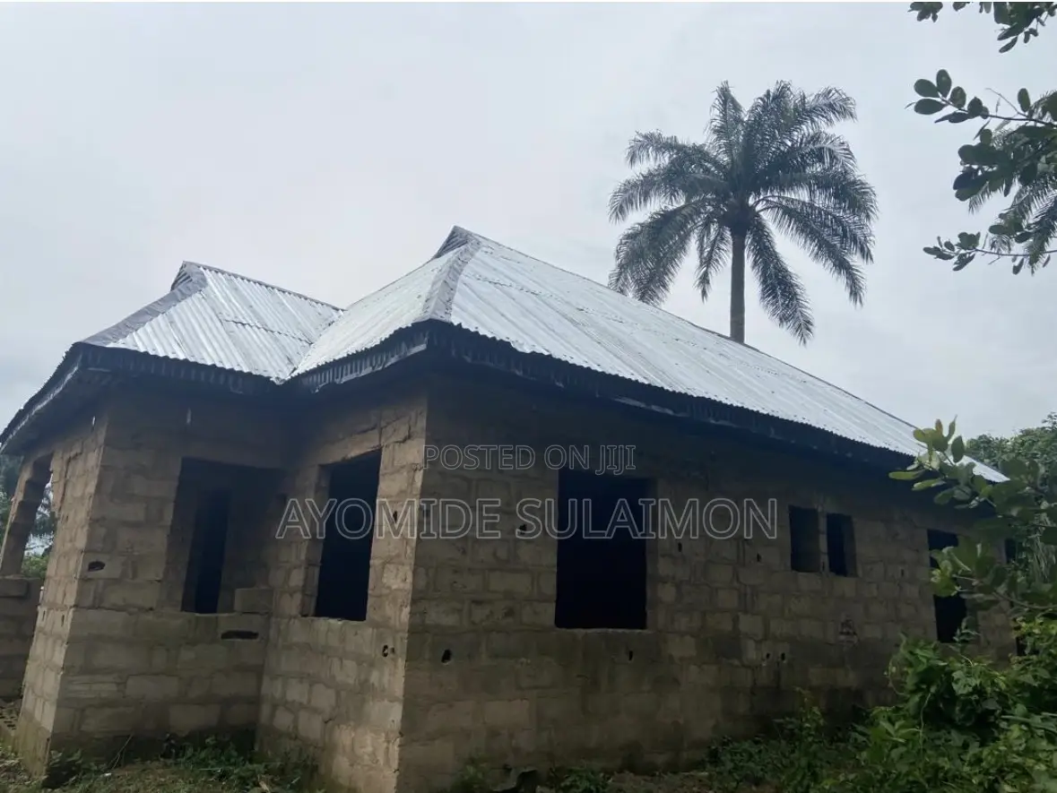 Roofed House