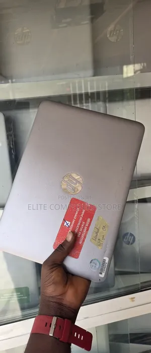 Laptop HP EliteBook 820 8GB Intel Core i5 SSD 256GB
