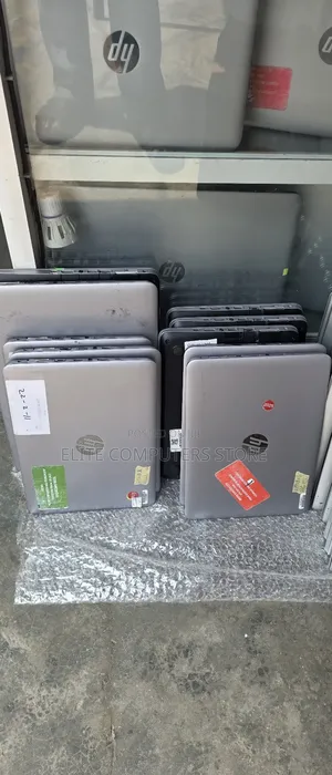 Laptop HP EliteBook 820 8GB Intel Core i5 SSD 256GB