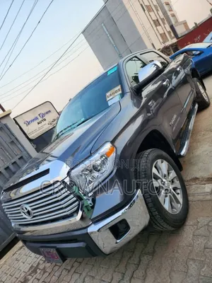 Toyota Tundra 2018 Gray