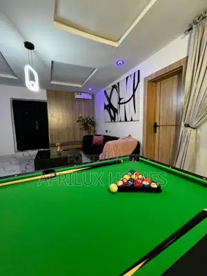 Executive Three Bedrooms With Snooker Board