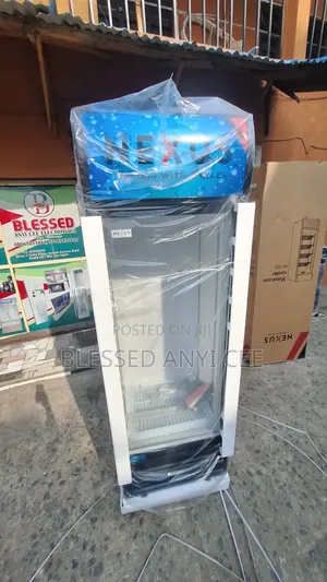New Nexus Nx-501 Standing Showcase Chiller Door Fridge for Business