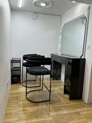 Makeup Space