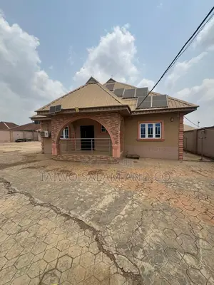 3bdrm Bungalow in Akobo for sale