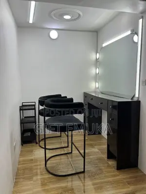 Makeup Space