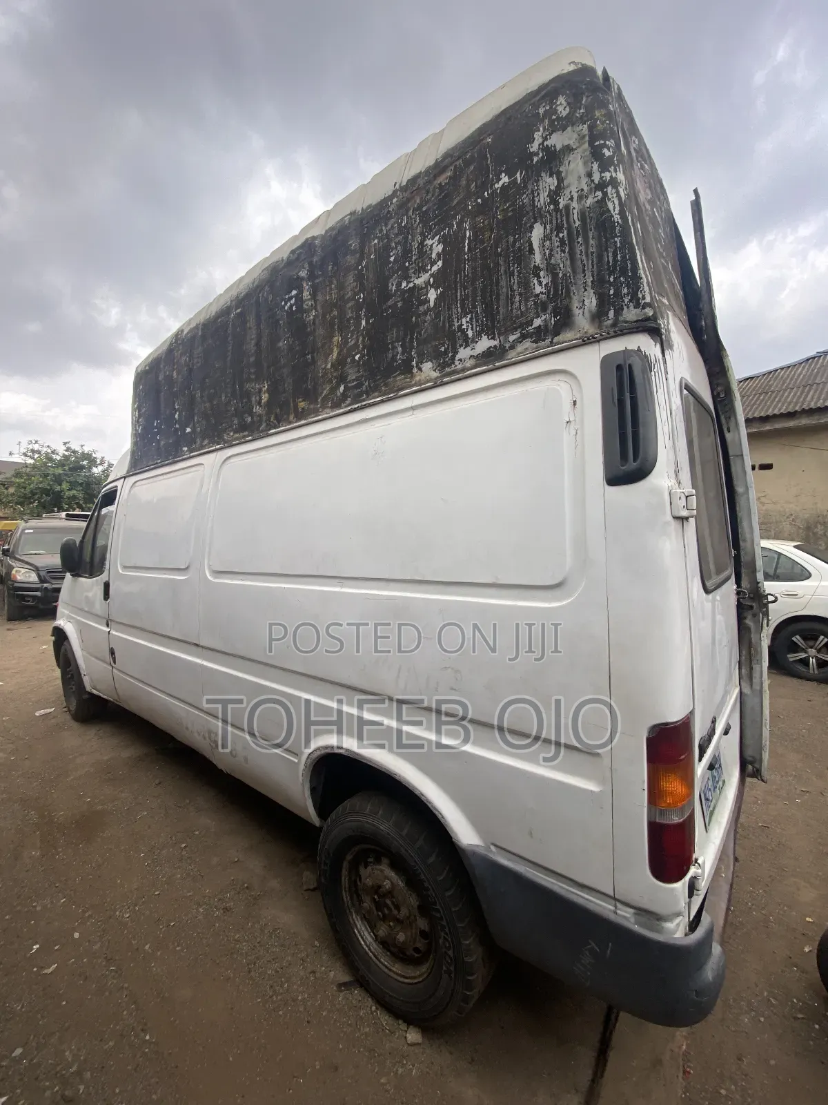 Ford Transit 1987 White
