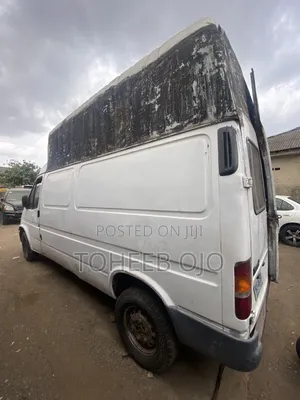 Ford Transit 1987 White