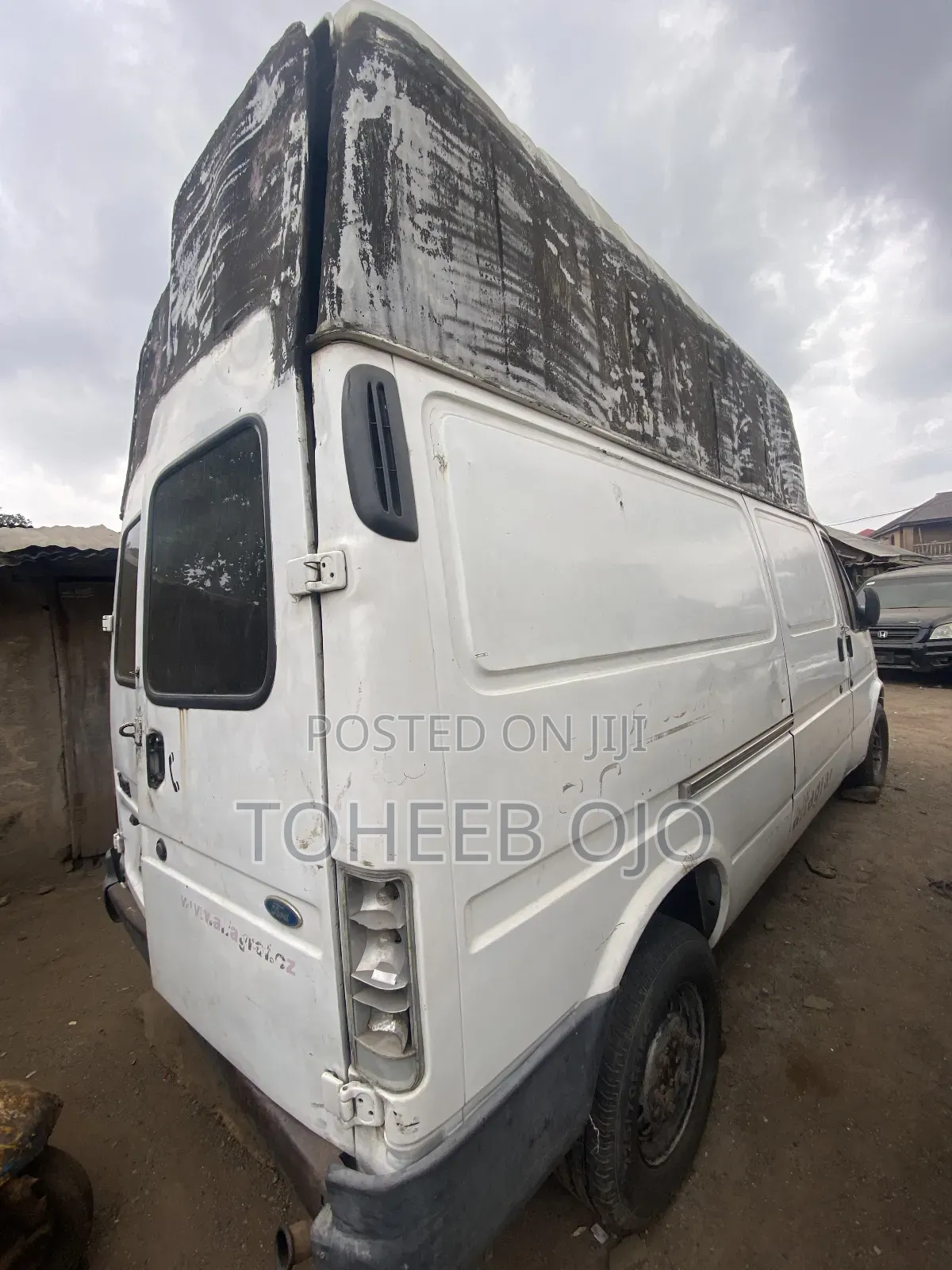 Ford Transit 1987 White