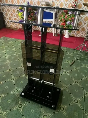 Pulpit Four Corner