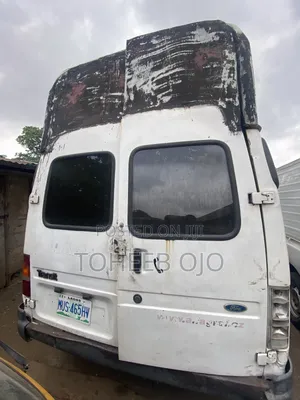 Ford Transit 1987 White