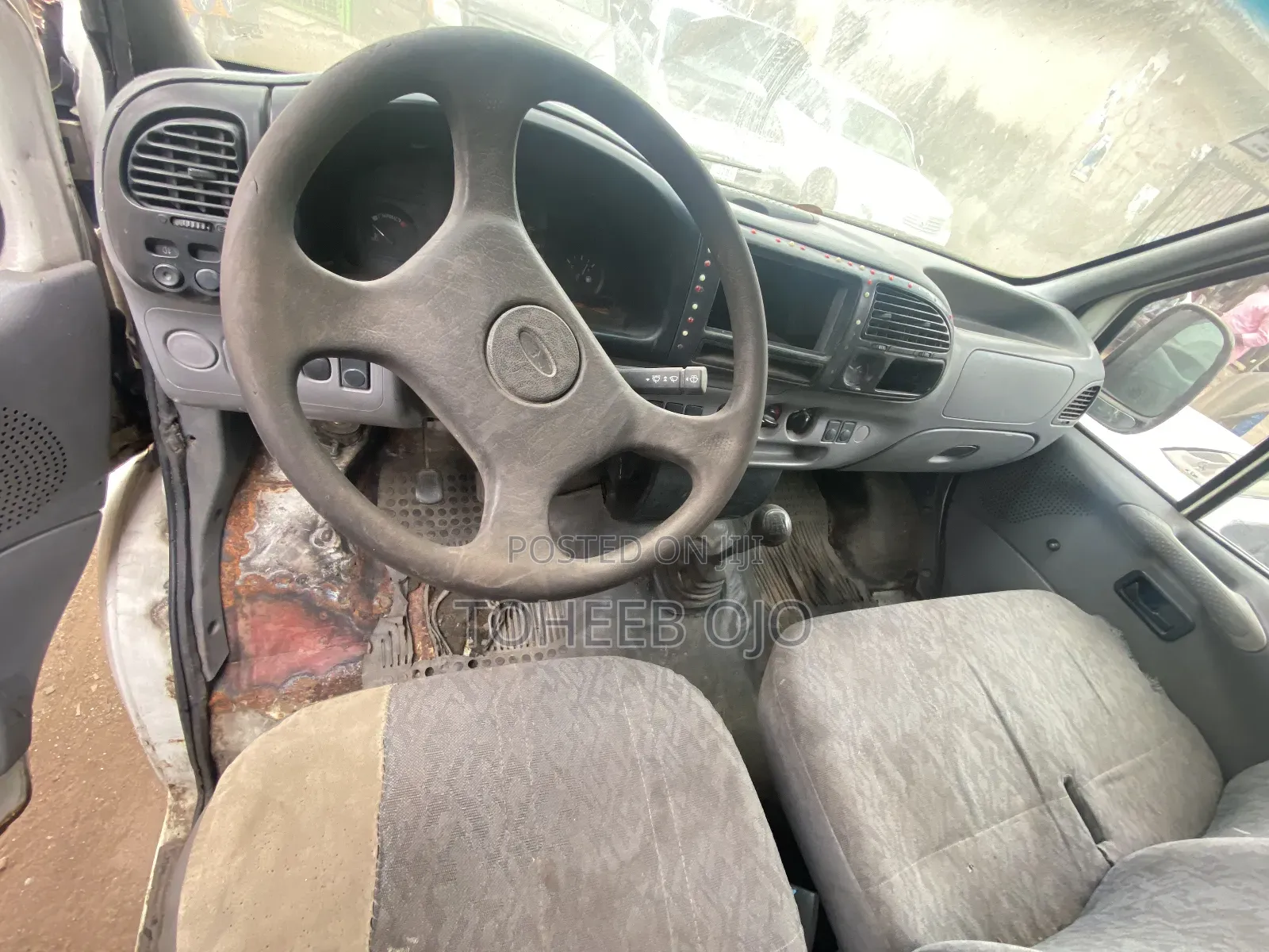 Ford Transit 1987 White