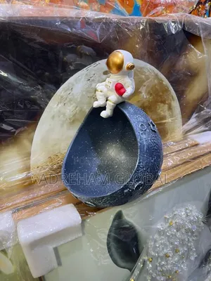 Sitting Bowl Astronaut Home Decor