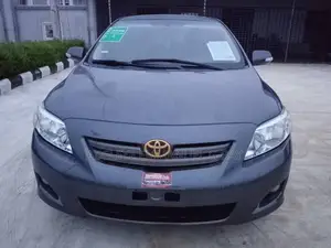 Toyota Corolla Altis 2010 Black