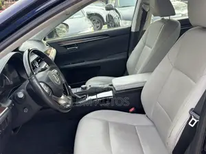 Lexus ES 2017 Blue