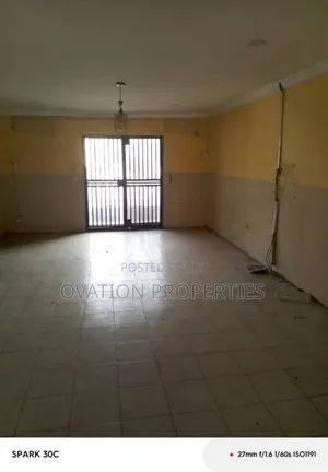 4bdrm Block of Flats in Magodo Phase 2 Gra for rent