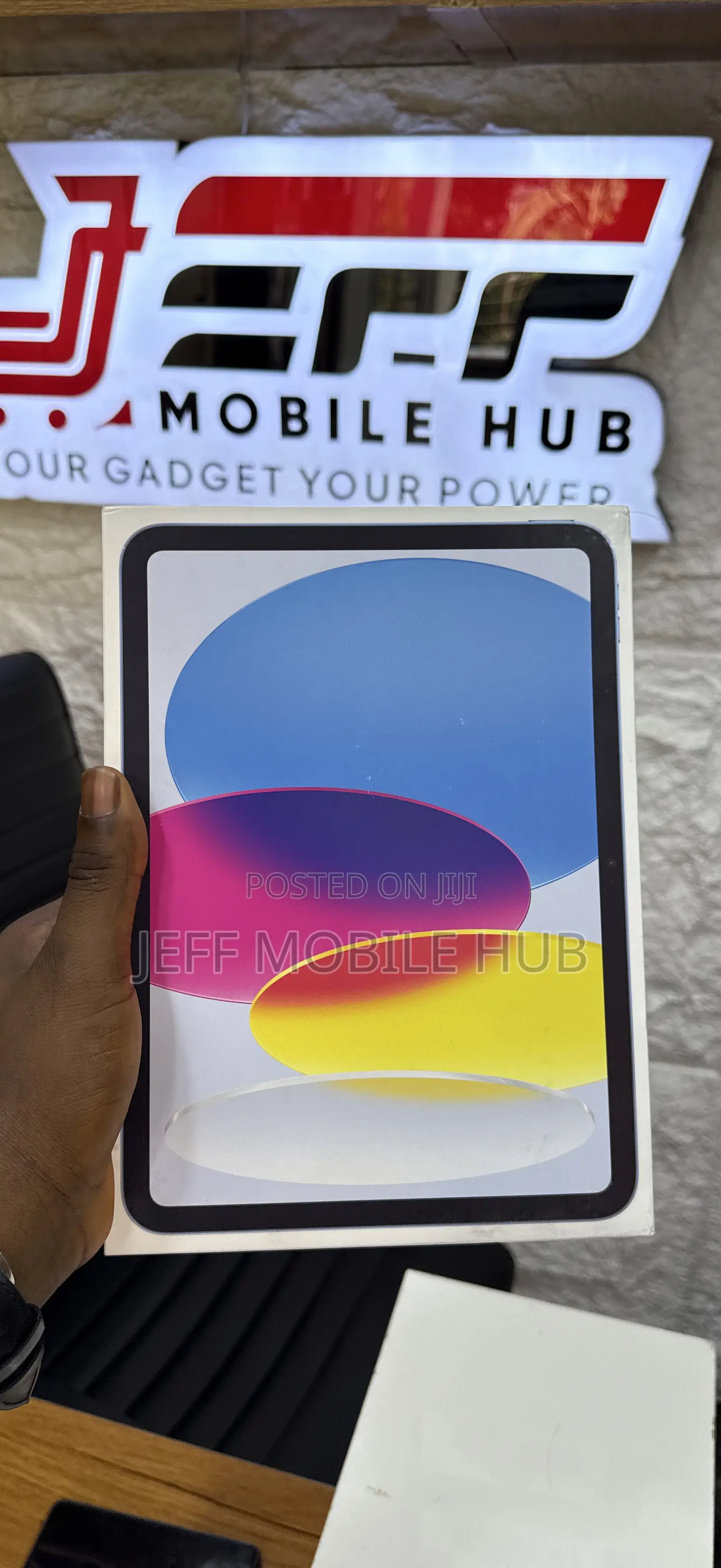 New Apple iPad (2025) 128 GB Blue