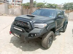 Toyota Tacoma 2020 Gray