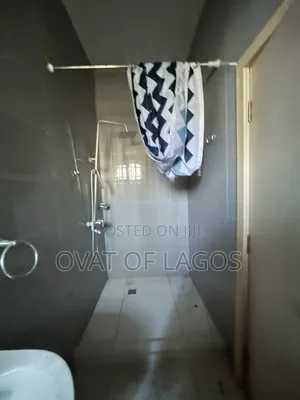 3bdrm Apartment in Ikate for rent