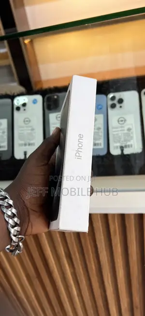 New Apple iPhone 15 Pro Max 256 GB Gold