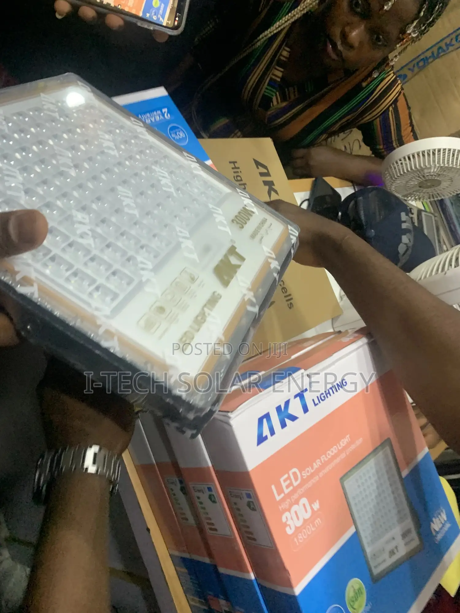 Akt 300w Solar Flood Light