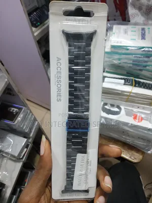 Watch 8 Ultra Chain Strip