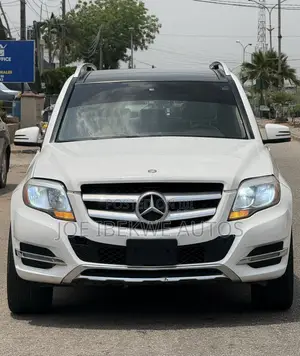 Mercedes-Benz GLK-Class 350 4MATIC 2014 White