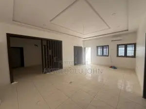 3bdrm Block of Flats in Jahi for rent