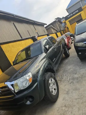 Toyota Tacoma Double Cab V6 Automatic 2010 Green