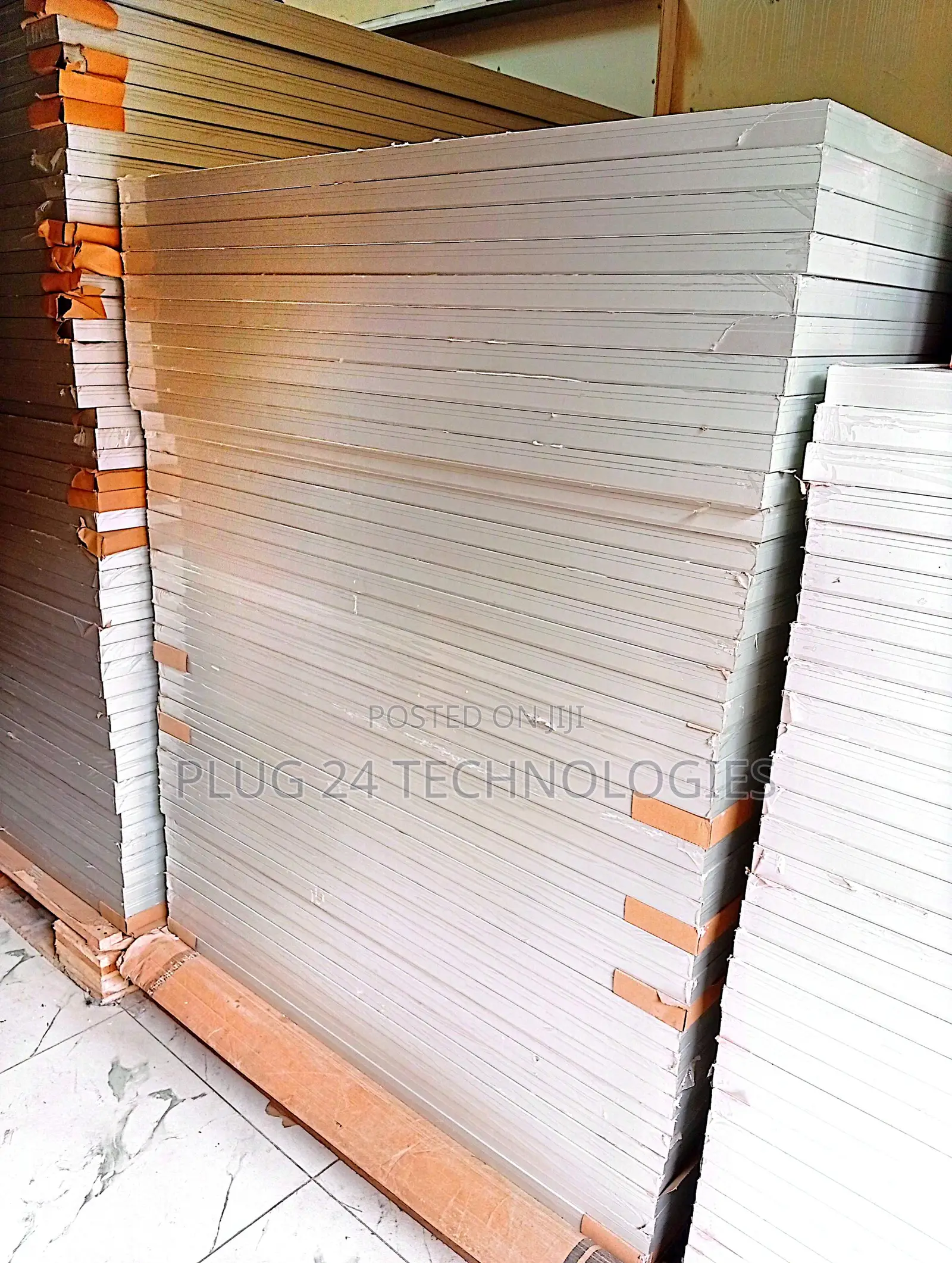 Restar Solar Panel (650 Watts) Grade A