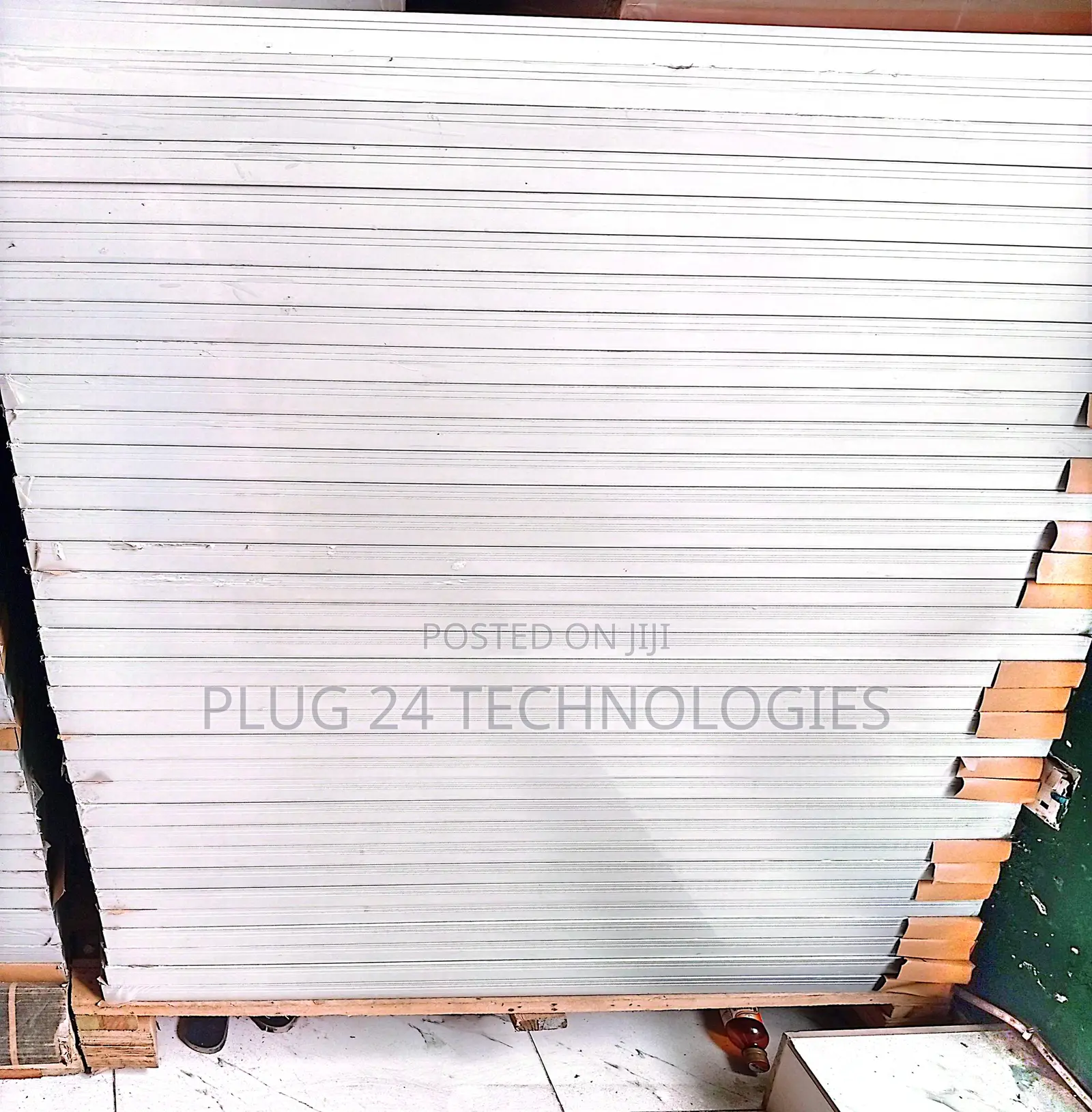 Restar Solar Panel (650 Watts) Grade A