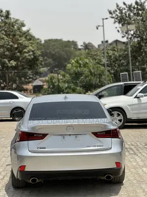 Lexus IS 2015 Silver