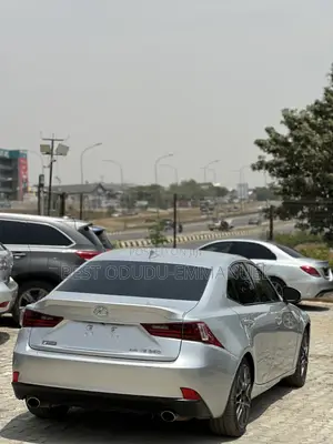 Lexus IS 2015 Silver