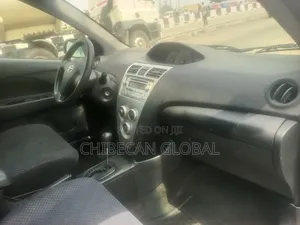 Toyota Yaris 2008 Blue