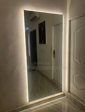 Lightning Mirror