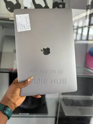 Laptop Apple MacBook Pro 2019 64GB Intel Core i9 SSD 512GB
