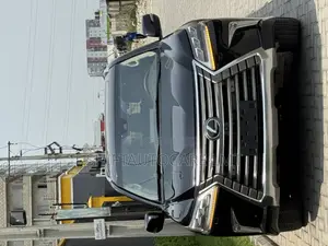 Lexus LX 570 AWD 2016 Black