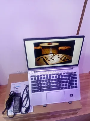 New Laptop HP 248 G1 16GB AMD Ryzen 5 SSD 512GB