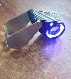 Rechargeable Uv / Led Flashlight Hand Lens With Case