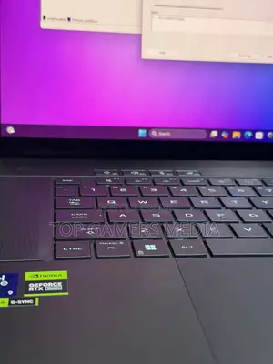 Laptop Asus ROG Zephyrus G16 16GB Intel Core Ultra 9 SSD 1T