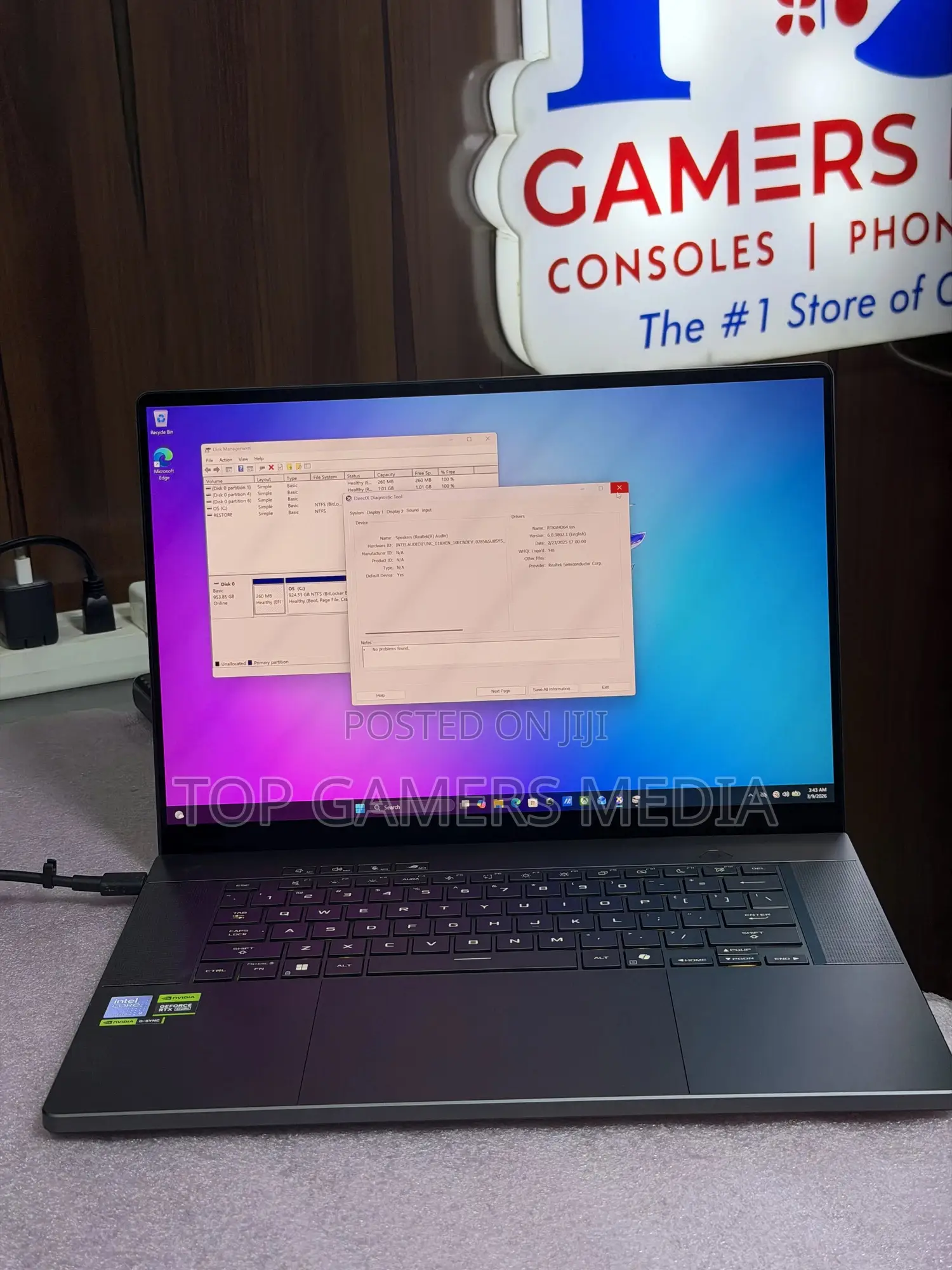Laptop Asus ROG Zephyrus G16 16GB Intel Core Ultra 9 SSD 1T