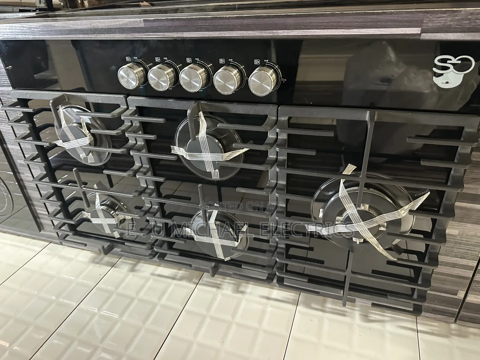 Inbuilt 5burners Hub