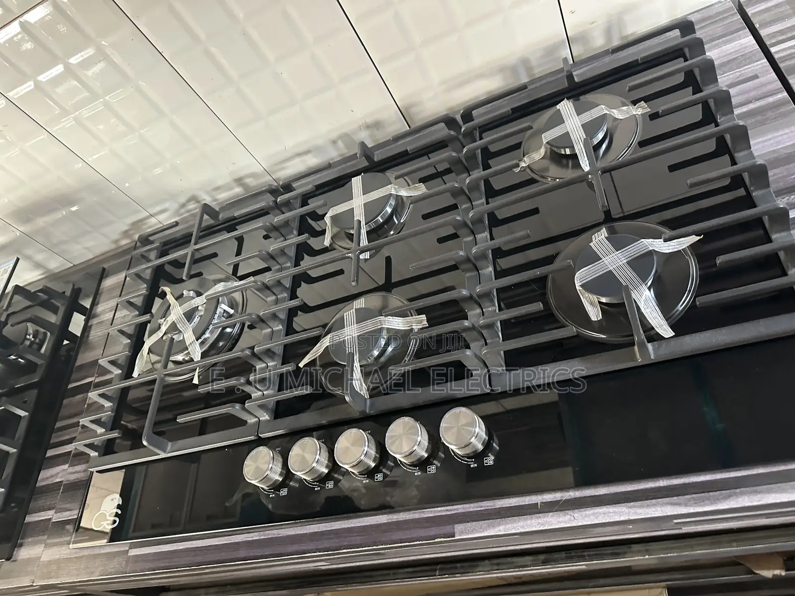 Inbuilt 5burners Hub
