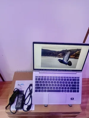 New Laptop HP 250 G10 16GB AMD Ryzen 5 SSD 512GB