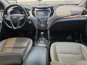 Hyundai Santa Fe Limited Ultimate AWD 2018 Black