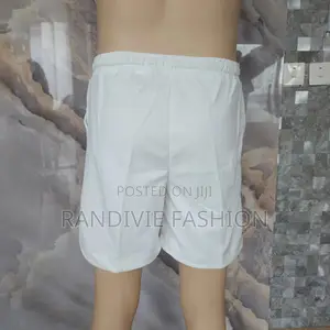 7 Shorts [White]