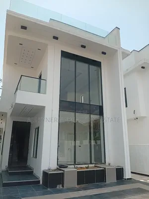 5bdrm Duplex in Ikota for sale