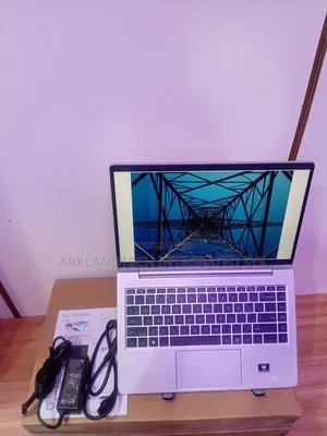 New Laptop HP 250 G5 16GB AMD Ryzen 5 SSD 512GB