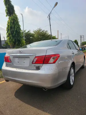 Lexus ES 2009 Silver