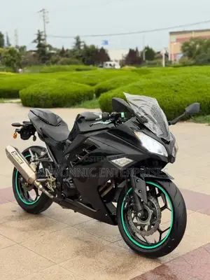 Kawasaki GPX 2014 Black